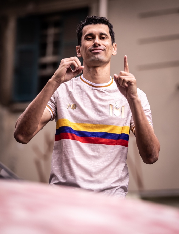 CAMISETA SPIRIT - MIL GRAUS - Image 4
